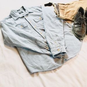 Abercrombie &Fitch Button Down 100% cotton